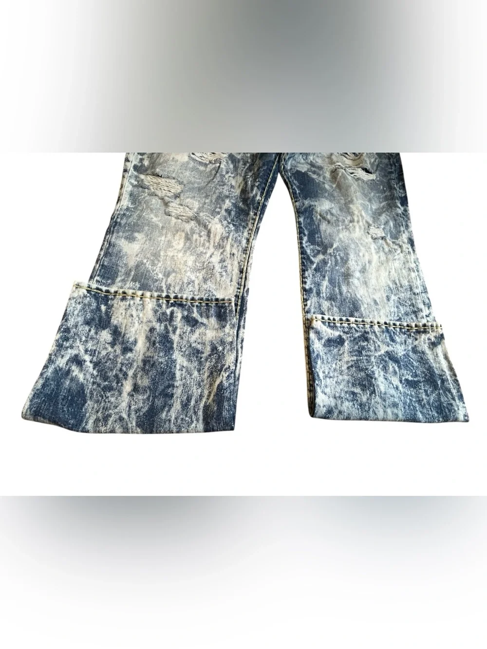 True Religion Ricky Super T White Tide Acid Wash Distressed Jeans Size 42